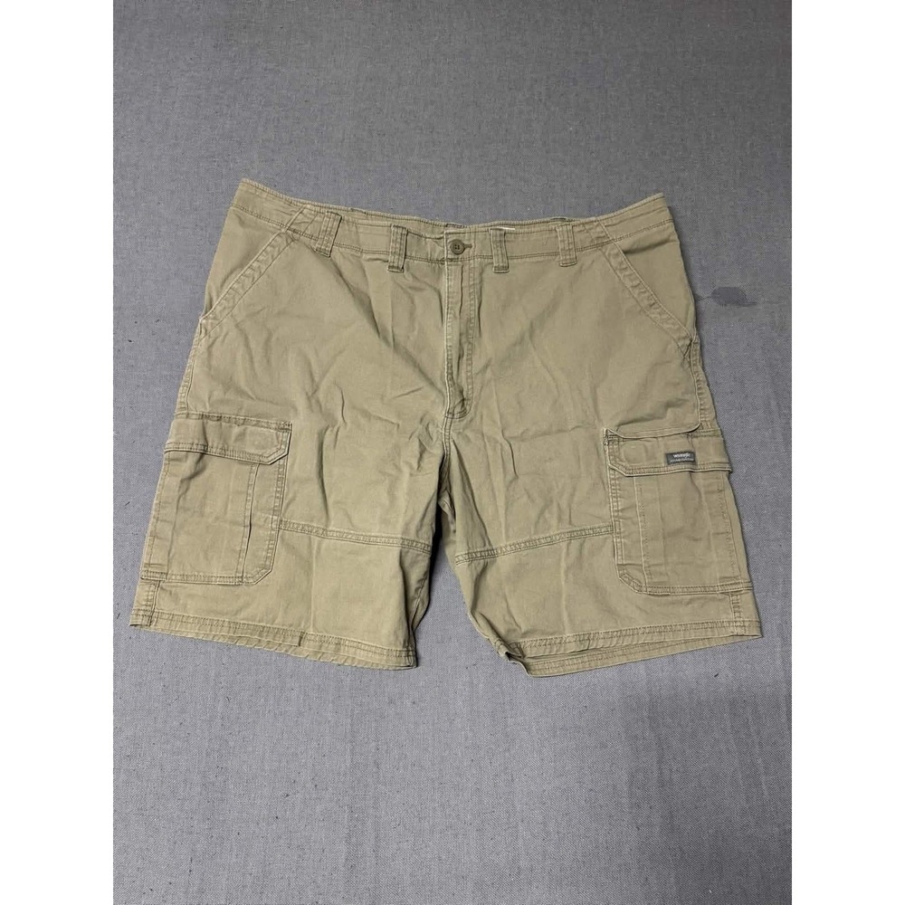 Wrangler Relaxed Fit Cargo Shorts Mens 46 Khaki Tan Stretch Cotton